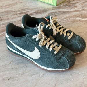 Nike Cortez Vintage “Green Gum”